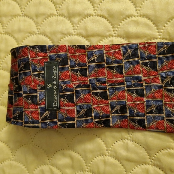 Necktie - Picture 2 of 3